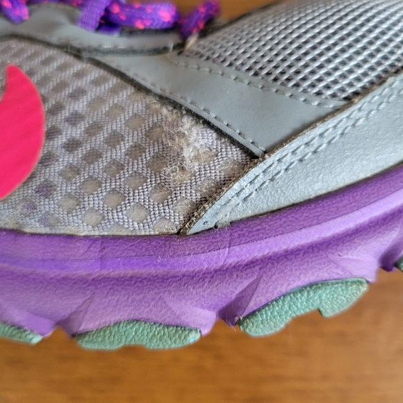 Nike Wild Trail Womens Running Shoes Size 9.5 - Picture 10 of 11